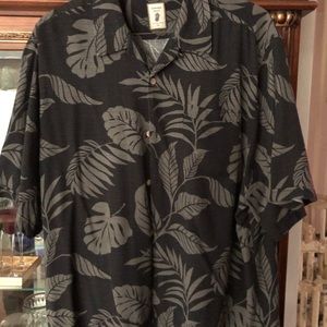 Men’s shirt previously owned